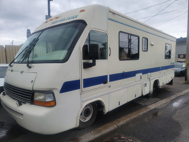 1995 Chevrolet P Motor Home 28 pieds DAMON FRONTIER FLYER *** 85 in Cars & Trucks in Longueuil / South Shore - Image 2