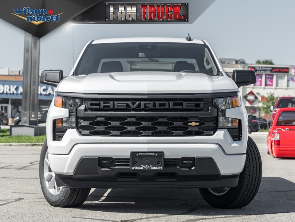 2022 Chevrolet Silverado 1500 Custom