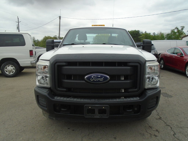 2016 Ford F-250 2WD Reg Cab 137 XL in Cars & Trucks in St. Catharines - Image 2