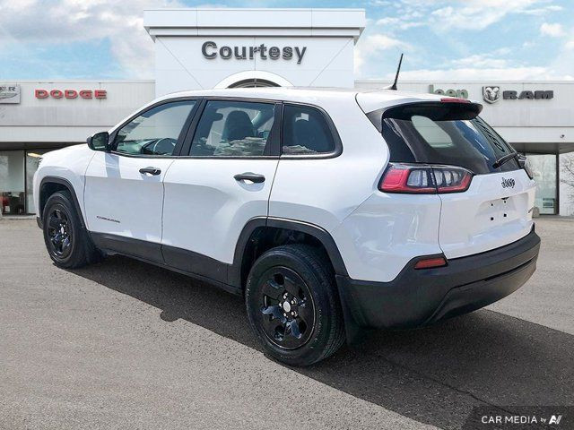 2021 Jeep Cherokee Sport | One Owner | No Accidents in Cars & Trucks in Calgary - Image 4
