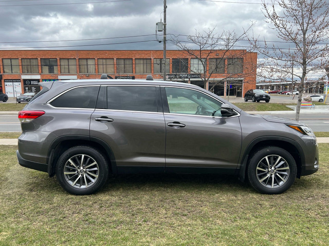 2019 Toyota Highlander AWD XLE dans Autos et camions  à Ville de Toronto - Image 4