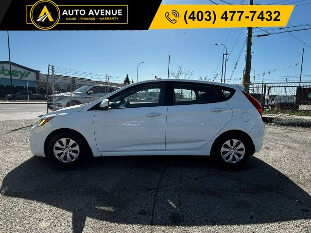 2015 Hyundai Accent GL - HEATED SEATS AND MIRRORS, POWER EVERYTH in Cars & Trucks in Calgary - Image 2