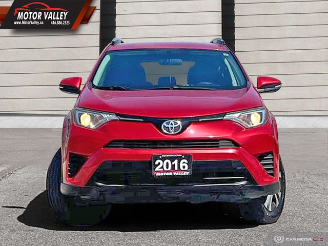 2016 Toyota RAV4 AWD 4dr LE 1-Owner No Accident! in Cars & Trucks in City of Toronto - Image 2