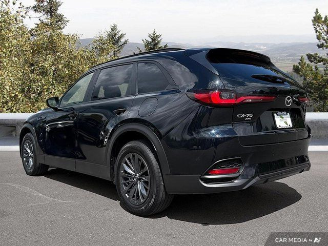 2025 Mazda CX-70 MHEV GS-L | Sunroof | 39.6 Cubic Feet of Trunk in Cars & Trucks in Cowichan Valley / Duncan - Image 3