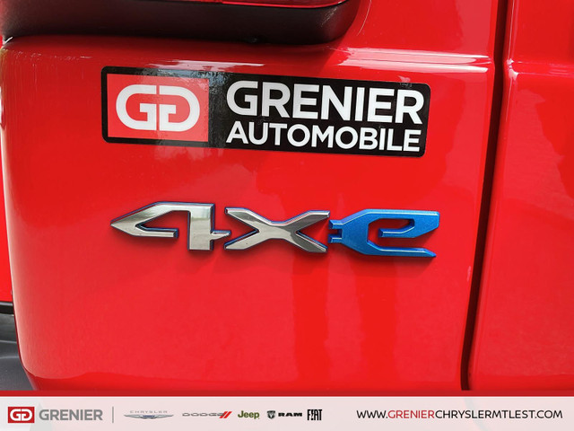 2023 Jeep Wrangler 4xe in Cars & Trucks in City of Montréal - Image 4