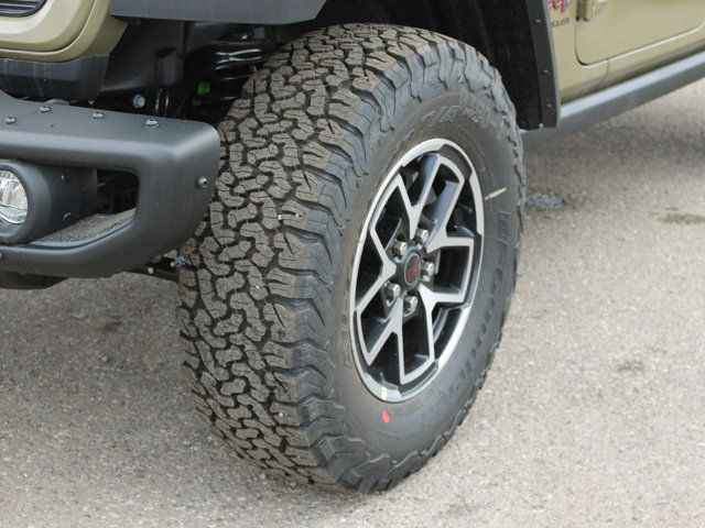 2025 Jeep Wrangler Rubicon 4x4, Winch, Steel Bumpers, Nappa in Cars & Trucks in Calgary - Image 2