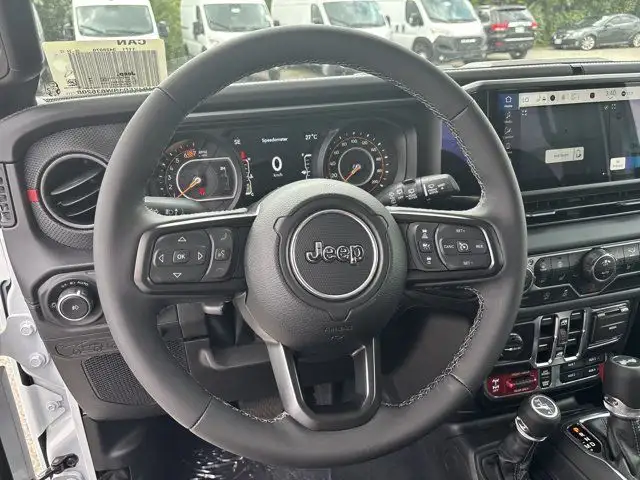 2025 Jeep Wrangler Rubicon in Cars & Trucks in Mississauga / Peel Region - Image 17
