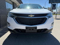 2019 Chevrolet Equinox LS – Clean Carfax, No Accidents, Well-Serviced! Drive with confidence in this... (image 4)