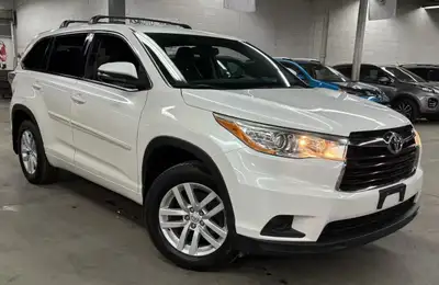 2014 TOYOTA Highlander LE/AWD/8PASS/NO ACCIDENT/CAMERA/MAGS/AC/B