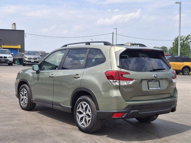 2020 Subaru Forester Touring AWD | Moonroof | Heated Seats in Cars & Trucks in Guelph - Image 3
