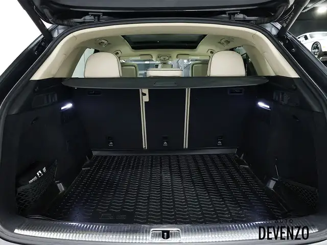 2023 Audi Q5 Technik 45 TFSI Quattro S-Line Sport Package in Cars & Trucks in Laval / North Shore - Image 24