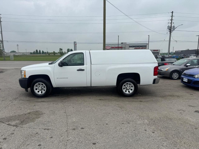 2011 Chevrolet Silverado 1500 WT, REGULAR CAB, NO ACCIDENTS, TOP in Cars & Trucks in London - Image 2