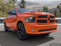 Recent Arrival! 2019 Ram 1500 Classic ST HEMI 5.7L V8 VVT 4WD 17 x 7 Aluminum Wheels, Black 4x4 Badg... (image 7)