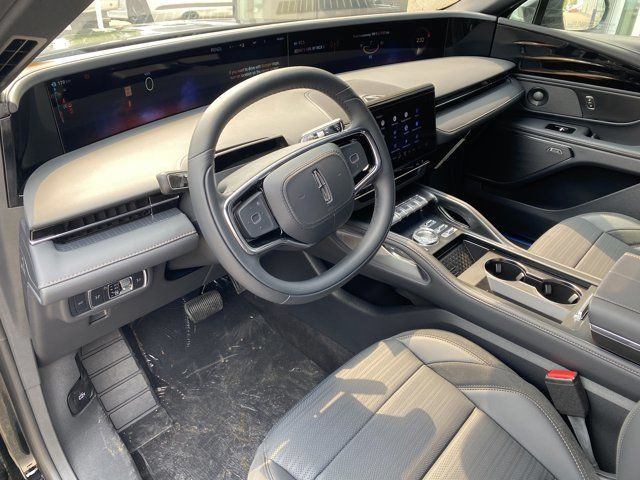 2025 Lincoln Nautilus Reserve in Cars & Trucks in Edmonton - Image 4