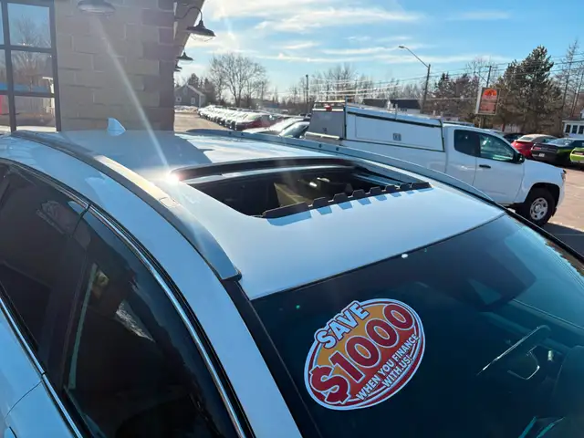 2020 Honda CR-V Sport Sunroof! Backup Cam! Htd. Seats! in Cars & Trucks in Moncton - Image 9