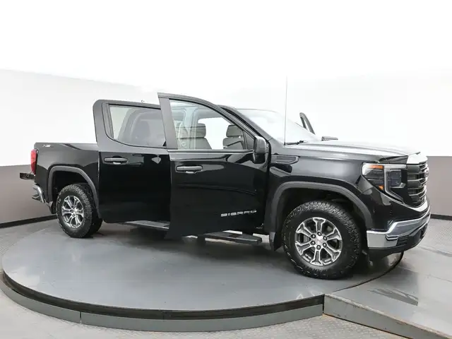 2023 GMC Sierra 1500 X31 OFFROAD 17" Steel Wheels, Pro Safety Su in Cars & Trucks in City of Halifax - Image 41