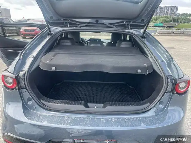 2022 Mazda Mazda3 Sport GS in Cars & Trucks in Dartmouth - Image 16