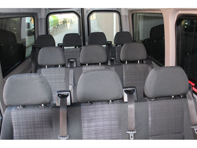 2018 Mercedes-Benz Sprinter \"4X4\" - \"12 PASSENGERS\" - 3.0L D in Cars & Trucks in City of Toronto - Image 3