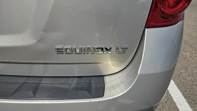 Chevrolet Equinox 1LT 2012 dans Autos et camions dans Medicine Hat - Image 24