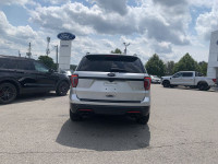 Navigation, Leather Seats, Cooled Seats, Remote Start, Rear View Camera! This 2018 Ford Explorer has... (image 5)