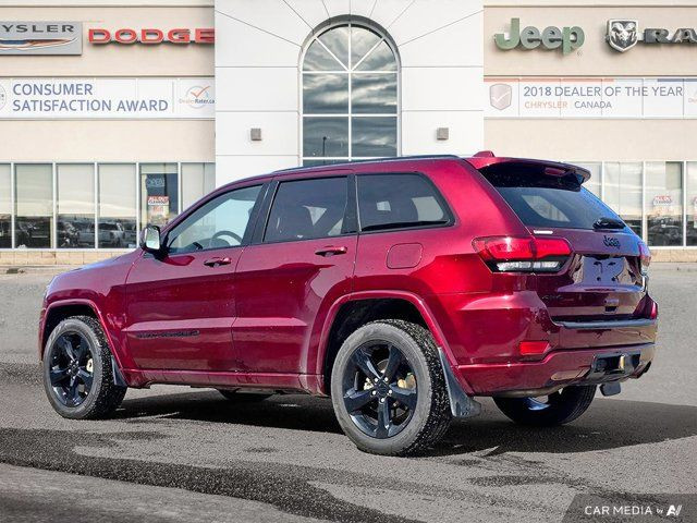 2022 Jeep Grand Cherokee WK Altitude | Suede | Sunroof | in Cars & Trucks in Grande Prairie - Image 2