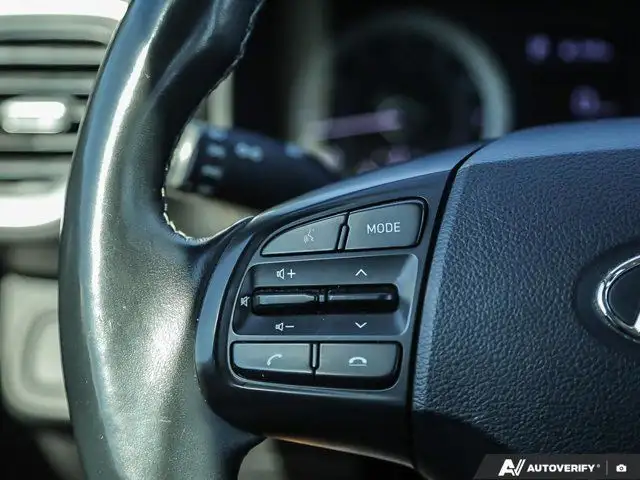 2022 Hyundai Venue Preferred | No Accidents | Apple CarPlay in Cars & Trucks in Calgary - Image 23