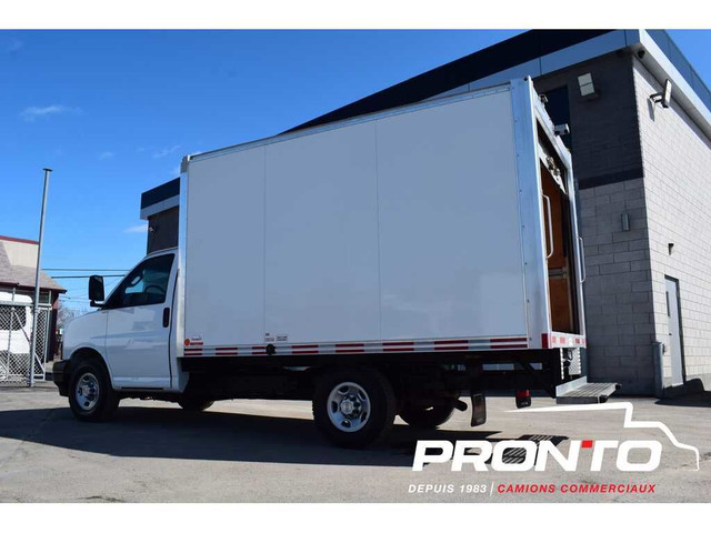 2023 Chevrolet Express Commercial Cutaway 3500 ** Cube 12 pieds  in Cars & Trucks in Laval / North Shore - Image 4