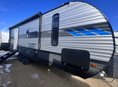 Spring Into Savings at CampMart Kitchener RV Superstore! Year: 2022 Make: SALEM 22RBS Price: $21,900...
