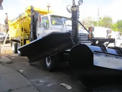 2009 Sterling 9500 Tandem Plow and Salter Truck - $29,999 Year: 2009 Mileage: 202,000 km Transmissio...