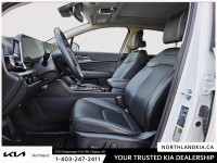 2024 Kia Sportage EX Odometer is 6259 kilometers below market average! Ready for anything, from the... (image 8)