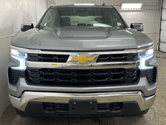 2023 Chevrolet Silverado 1500 LT LT CREW/5.3/V8/4WD/WIDE SCRE... in Cars & Trucks in Belleville - Image 3