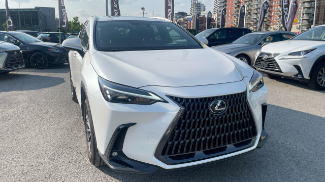 2025 Lexus NX NX 350 / Premium / Cuir / Camera / Bluetooth Bien  in Cars & Trucks in Laval / North Shore - Image 4