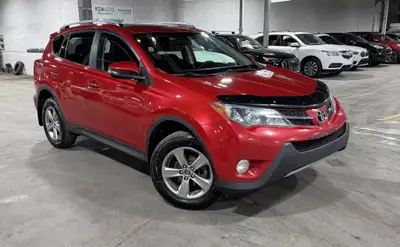 TOYOTA RAV4 XLE FWD 2015/CRUISE/CAMERA/TOIT/BLTH/AC/MAGS/AUCUN ACCIDENT/187433KM! VIN: 2T3WFREV9FW14...
