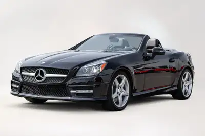 Description de la voiture - SLK 350 roadster - jamais conduit en hiver - 2 portes - sièges baquets à...