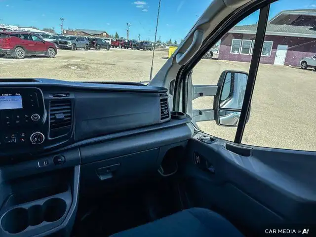 2023 Ford Transit Passenger Wagon T350 | Bluetooth in Cars & Trucks in Saskatoon - Image 31