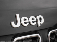 This Jeep Compass boasts a Intercooled Turbo Regular Unleaded I-4 2.0 L/122 engine powering this Aut... (image 8)