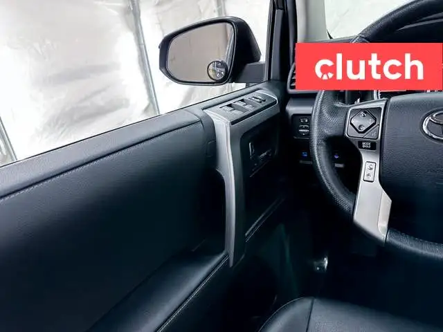 2023 Toyota 4Runner TRD Sport 4x4 w/ Apple CarPlay, Heated Front in Cars & Trucks in City of Toronto - Image 23