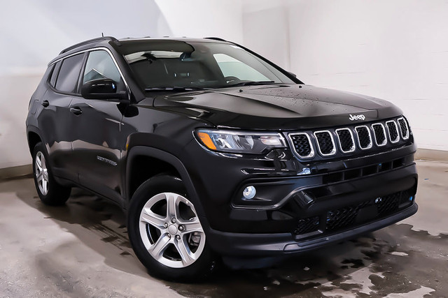 2023 Jeep Compass NORTH + 4X4 + ENSEMBLE COMMODITES + CARPLAY GP in Cars & Trucks in Laval / North Shore