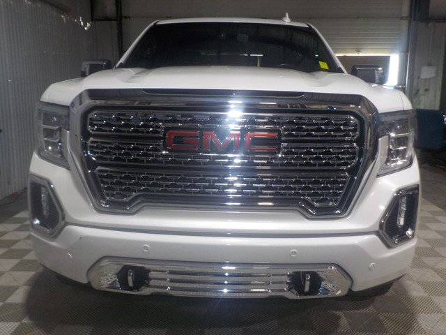 2022 GMC Sierra 1500 Limited Denali 1500 CREW 4WD DENALI in Cars & Trucks in Prince Albert - Image 2