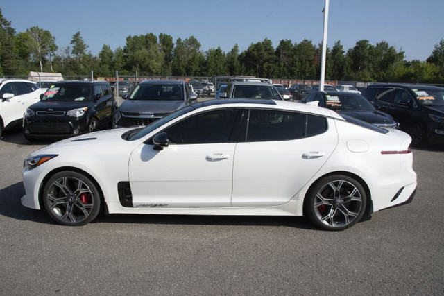 2018 KIA STINGER GT2 in Cars & Trucks in Oshawa / Durham Region - Image 2