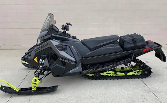 2022 POLARIS INDY 850 ADVENTURE 137: $127 BW! in Snowmobiles in Edmonton - Image 8
