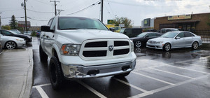 2018 RAM 1500 4x4 Crew Cab 6'4 Box
