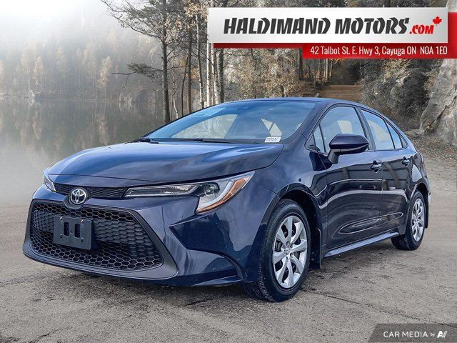 2022 Toyota Corolla LE in Cars & Trucks in Hamilton
