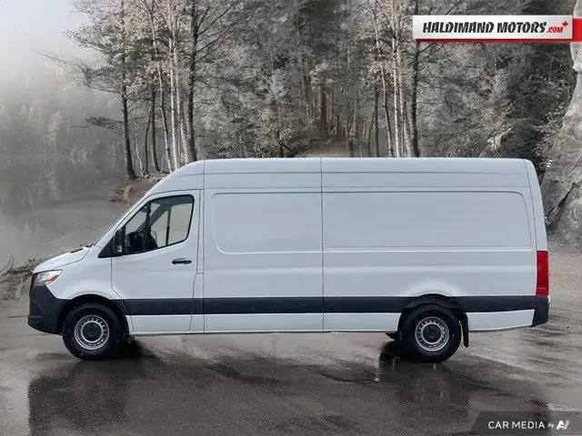 2024 Mercedes-Benz Sprinter in Cars & Trucks in Hamilton - Image 3