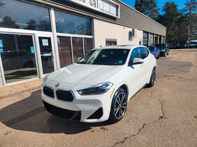 2022 BMW X2 xDrive28i Sunroof, Leather, Amazing price with fi... in Cars & Trucks in Annapolis Valley - Image 2