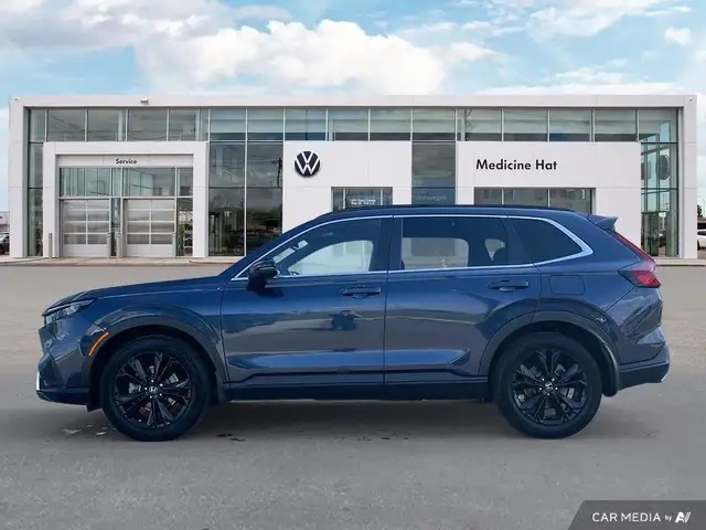 2023 Honda CR-V HYBRID Touring Hybrid Efficiency, AWD, Honda Sen in Cars & Trucks in Medicine Hat - Image 4