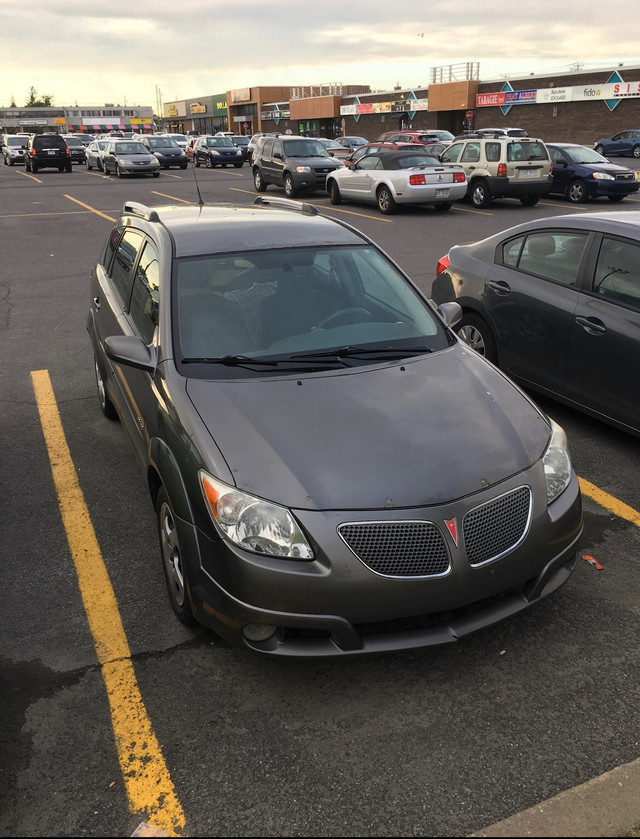 2005 Pontiac Vibe Basic in Cars & Trucks in City of Montréal - Image 2