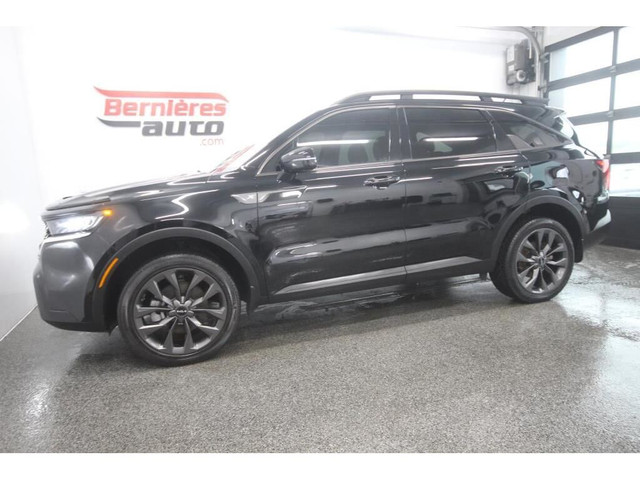 2022 Kia Sorento X-LINE / 6 PASSAGERS in Cars & Trucks in Lévis