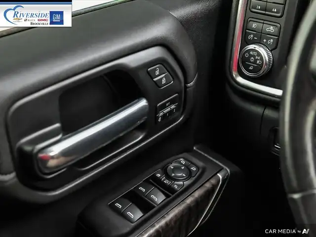 2021 GMC Sierra 2500HD Denali in Cars & Trucks in Brockville - Image 18