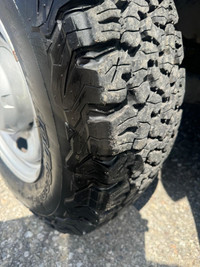 2012 Ford Super Duty F-250 SRW 8ft Box Crew cab with auto ac, new tires, low kms, tilt steering, tow... (image 5)